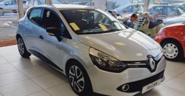 Renault Clio IV Hatchback 5d dCi  75KM 2015 Renault Clio 1.5 dCi 75KM Salon PL LEDY 1.5 Diesel 75KM, zdjęcie 3