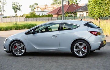Opel Astra J Hatchback 5d 2.0 CDTI ECOTEC 165KM 2012 Opel Astra 2.0CDTI 165KM GTC Skora Xenon Navi alu 19 Serwis Gwarancjia, zdjęcie 9