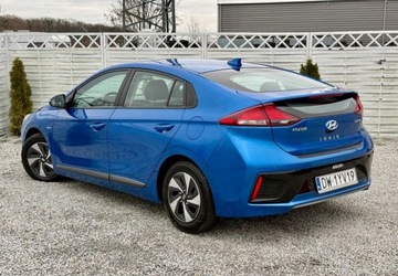 Hyundai IONIQ Hatchback 1.6 GDi 141KM 2016 Hyundai IONIQ Hyundai IONIQ Hybrid Premium 1.6 Hybryda 141KM, zdjęcie 1