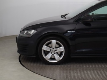Volkswagen Golf VII GTD Variant Facelifting 2.0 TDI-CR BMT 184KM 2017 VW Golf 2.0 TDI GTD, 181 KM, Automat, Navi, Xenon, zdjęcie 14