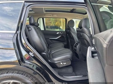 BMW X7 2021 BMW X7 xDrive40i 2021 3.0l 3.0 Benzyna 335KM, zdjęcie 8