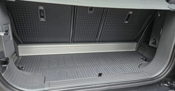 Land Rover Defender IV (L663) 90 2.0 i4P 300KM 2022 Land Rover Defender Defender MY23 2.0 I4 300 PS AWD Auto SE 90 2.0 Benzyna, zdjęcie 10