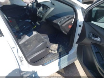 Ford Focus III RS 2.3 EcoBoost 350KM 2017 Ford Focus RS 2017 2.3l 2.3 Benzyna 350KM, zdjęcie 8