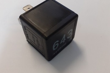 RELÉ AUDI A6 (4F2, C6) 8K0951253 2.7L DIESEL 132KW 2007