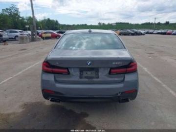 BMW Seria 5 G30-G31 2022 BMW Seria 5 540 I XDRIVE, 2022 3.0 Benzyna 335KM, zdjęcie 5