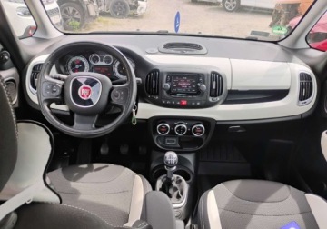 Fiat 500L Hatchback 5d Seria 4 1.4 T-Jet 120KM 2016 Fiat 500L 2016r, TREKKING, 1.4 Benzyna. Lekko uszkodzony bok. Jezdzi. 1.4, zdjęcie 5