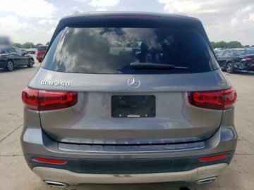 Mercedes GLB 2021 Mercedes-Benz GLB 250 2021 2.0l 2.0 Benzyna 221KM, zdjęcie 2