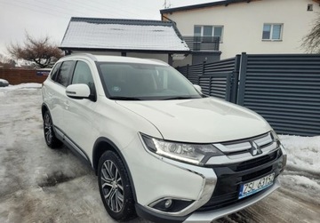 Mitsubishi Outlander III SUV Facelifting 2017 2.0 150KM 2019 Mitsubishi Outlander Super Stan Auto dobrze przetestowanie 1000 kilometer.