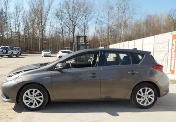Toyota Auris II 2018 Toyota Auris Okazja 1.8 Hybryda 98KM, zdjęcie 8
