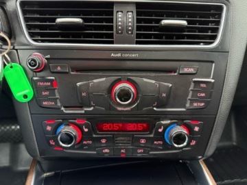 Audi Q5 I SUV 3.2 FSI 270KM 2010 Audi Q5 3.2 FSI S-TRONIC QUATTRO AUTOMAT SKORY XENONY GRZANE FOTELE PANORA, zdjęcie 11