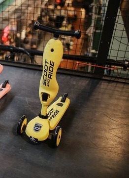 Детский самокат 2-в-1, Scoot and Ride, трехколесный, возраст 1-5 лет.