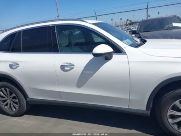 Mercedes GLC C254/X254 2024 Mercedes-Benz GLC 300 2024 2.0 Benzyna 255KM, zdjęcie 5