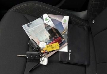 Skoda Kamiq Crossover 1.0 TSI 110KM 2021 Skoda Kamiq 1.0 TSI 110KM VIRTUALLEDmanual GWARANCJA bezwypadkowa TEMPOMAT, zdjęcie 33