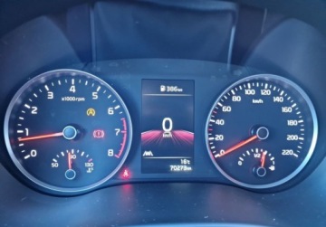 Kia Stonic I Crossover Facelifting 1.2 DPI 84KM 2022 Kia Stonic FVAT Salon PL Climatronic, Alu, AndroidCarplay Dealer Kia Gwara, zdjęcie 29