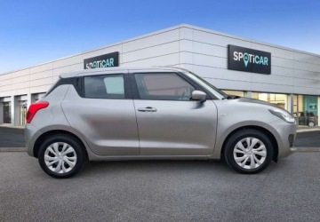 Suzuki Swift VI Hatchback Facelifting 1.2 DualJet SHVS 83KM 2021 Suzuki Swift 1.2 Dualjet SHVS Premium CVT 1.2 Benzyna 83KM, zdjęcie 3