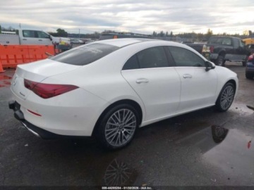 Mercedes CLA C118/X118 2025 Mercedes-Benz CLA 2025 MERCEDES-BENZ CLA 250 COUPE 4MATIC 2.0 Benzyna 221KM, zdjęcie 4