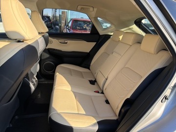 Lexus NX I SUV Facelifting 300h 197KM 2018 Lexus NX 300h Comfort AWD I (2014-2021) NX300h Com, zdjęcie 18