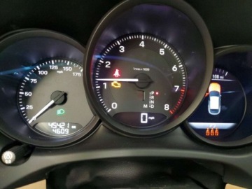 Porsche Macan SUV Facelifting II 2.0  265KM 2023 Porsche Macan PORSCHE MACAN BASE 2.0 Benzyna 265KM, zdjęcie 9