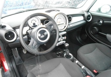 Mini Mini R56 Hatchback 1.6 TD 110KM 2008 MINI Cooper MINI Cooper II D, zdjęcie 6