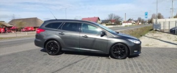 Ford Focus III Kombi Facelifting 1.0 EcoBoost 125KM 2016 Ford Focus navi , ladny , zadbany,nowy rozrzad w aso ford,bezwypadek 125KM, zdjęcie 2