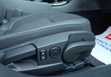 Opel Insignia I Sedan Facelifting 2.0 CDTI Ecotec 170KM 2015 Opel Insignia 2.0 CDTI 170KM Cosmo Liftback SalonPL SerwisASO FV23 Gwaranc, zdjęcie 25