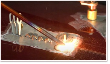 Сварщик вмятин SPOTTER.Проволока из гофрированного листового металла.