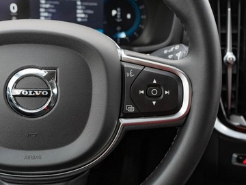 Volvo V60 II  Kombi Facelifting 2.0 B3 163KM 2023 Volvo V60 WD4889R#B3 B Core K.cofania Podgrz.f, zdjęcie 16