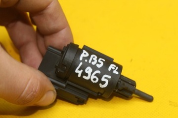 ДАТЧИК ТОРМОЗНЫХ СВЕТОВ PASSAT B5 1.9TDI 3B0945511A