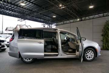 Chrysler Pacifica II 2020 Chrysler Pacifica Touring L 3.6L Pentastar V6 287KM StowN Go S Kamera 7os, zdjęcie 6