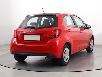 Toyota Yaris III Hatchback 5d Facelifting 1.0 VVT-i 69KM 2015 Toyota Yaris 1.0 VVT-i, Salon Polska, Serwis ASO, zdjęcie 4