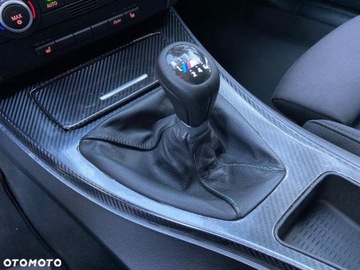 BMW Seria 3 E90-91-92-93 Touring E91 2.0 318d 143KM 2008 BMW Seria 3 BMW Seria 3 318d DPF Touring Edition Sport 2.0 Diesel 143KM, zdjęcie 26