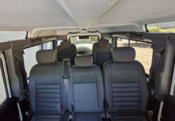 Land Rover Defender III 90 Station Wagon 2.2 TD4 122KM 2012 Land Rover Defender 4X4, HAK, klima, 7 osobowy 2.2 Diesel 122KM, zdjęcie 20