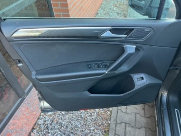 Volkswagen Tiguan Allspace SUV 2.0 TDI 190KM 2020 Volkswagen Tiguan Allspace 2.0 diesel 190 KM automat 4 Motion R - LINE, zdjęcie 23