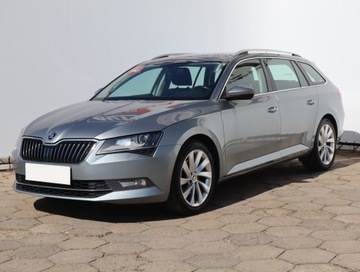 Skoda Superb III Kombi 2.0 TSI 220KM 2016 Skoda Superb 2.0 TSI, Salon Polska, Serwis ASO, zdjęcie 1