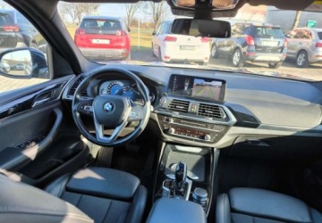 BMW X3 G01 SUV 2.0 20d 190KM 2018 BMW X3 BMW X3 xDrive20d Luxury Line sport 2.0 Diesel 190KM, zdjęcie 11