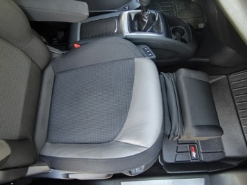 Citroen C4 Picasso II Picasso 1.6 BlueHDi 120KM 2015 Citroen C4 Picasso bezwypadkowy wyposażen, zdjęcie 26