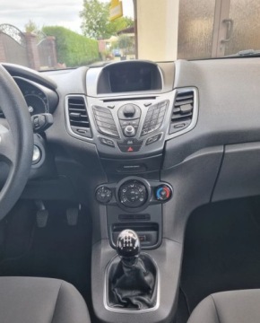 Ford Fiesta VII Hatchback 3d Facelifting 1.0 80KM 2013 Ford Fiesta Zadbane Serwisowane Po oplatach Polecam Benzyna 80KM, zdjęcie 7
