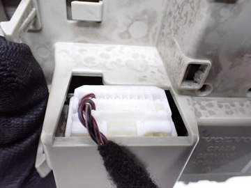 LAMPA INTERIÉR KABINY ORIGINÁLNÍ VOLVO V40 II 15R