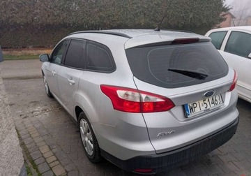 Ford Focus III Hatchback 5d facelifting 1.6 TDCi 115KM 2014 Ford Focus Ford Focus 1,6 TDCi 186000 km 1.6 Diesel 115KM, zdjęcie 3