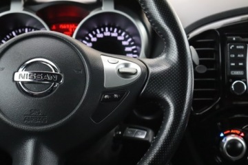 Nissan Juke I SUV Facelifting DIG-T 115KM 2015 Nissan Juke 1.2 DIG-T, Navi, Klima, Klimatronic, zdjęcie 17