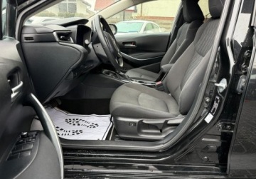 Toyota Corolla XII Sedan 1.8 Hybrid 122KM 2019 Toyota Corolla Style Tech, Salon Polska. Czujniki Kamera, Serwis ASO 1.8, zdjęcie 15