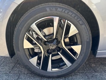 Peugeot 208 II 2025 Od ręki - Allure e-DCS6 1.2 mHEV 100KM / Pakiet Vision &amp; Navigation, zdjęcie 9