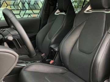 Toyota Corolla XII TS Kombi Facelifting 2.0 Hybrid Dynamic Force 196KM 2025 Od ręki - Executive 2.0 Hybrid Dynamic Force 196KM | Podgrzewane fotele!, zdjęcie 6