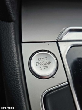 Volkswagen Passat B8 Variant 2.0 TDI BlueMotion SCR 150KM 2017 Volkswagen Passat 2.0 Diesel 150KM /Po dużym serwisie/ Virtual/Navi/2xkoła, zdjęcie 27