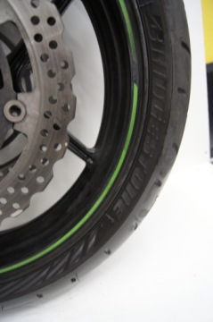 Z800 13-16 диск переднего колеса 120/70R17
