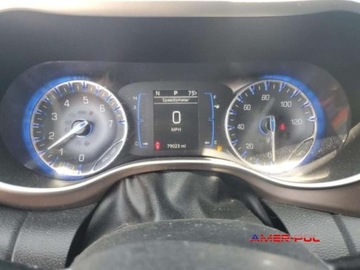 Chrysler Voyager V 2020 Chrysler Voyager 2020 r.,3,6L VOYAGER LXI 3.6 Benzyna 287KM, zdjęcie 6