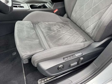 Volkswagen Golf VIII Hatchback Plug-In-Hybrid 1.4 TSI 204KM 2022 Volkswagen Golf eHybrid 204KM Style Side Assist Nawigacja ergoActive S, zdjęcie 12