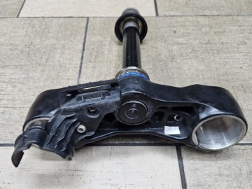 Нижняя полка подвески нижняя KTM Duke 125 390 2017-2023