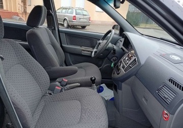 Kia Carens II 2.0 i 16V 138KM 2005 Kia Carens Zarejestrowany - benzyna - klimatyzacja - 2,0 - 139 KM 2.0 139KM, zdjęcie 12