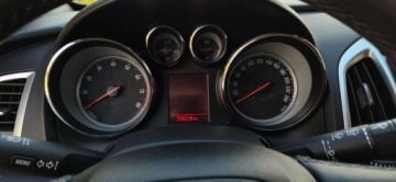 Opel Astra J Hatchback 5d 1.4 Turbo ECOTEC 140KM 2012 Opel Astra 1.4 Benzyna 140 KM Klima PdC Import Raty Oplaty 1.4 Benzyna, zdjęcie 25